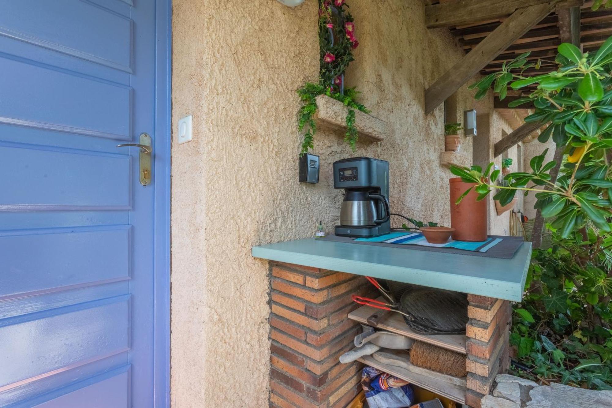 Un Petit Paradis A Gigaro La Croix-Valmer