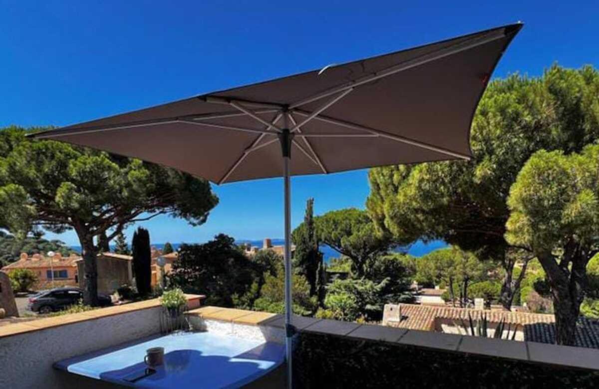 Un Petit Paradis A Gigaro Apartment